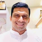 Dr. Vinesh Sawant